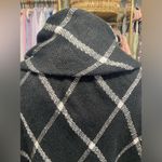 Women’s Shawl/Wrap Color Black & Silver. One Size Fits All. Photo 4