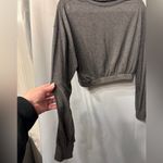 Colsie cropped long sleeve shirt gray size medium Photo 3