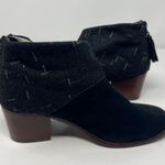 Toms  Women's Black Suede Ankle Boots Size 9 Tassel Accent Photo 7