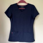 Heart soul  Navy blue scrub top ~ pockets stretch ~ women’s size small Photo 0