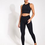 Girlfriend Collective  Compressive High Waisted Legging - Black​ Photo 3
