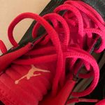 Jordan Pink and Black sneakers Photo 3