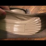 Easy Spirit  beige heels Photo 4