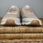 Sorel  Kinetic Lite Sneaker Women’s Size 9 Photo 3