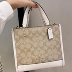 Coach Dempsey Tote 22 In Signature Canvas  c5122 Photo 0