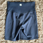 Vuori  Shorts Small Women’s Photo 0