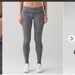 Lululemon wunder under pant 111-Line up white black 6 $98 Photo 9