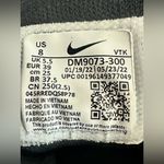 Nike EUC Women's AirMax Flyknit Racer Sneakers - size 8 Photo 6