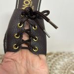 Kino Brown Sandals with Lace Detailing and Flat Sole Made in USA Size 7 Photo 5