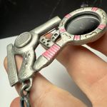 Spoontiques Hairstylist Tools Hairdryer Mirror Brooch Pin Pewter Tone Signed Silver Photo 6