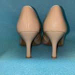 Comfort Plus by Predictions “Janine” Nude patent pointy toe heels pumps size 6.5 Photo 5