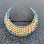 Vintage R.S.K Brooch White Photo 1