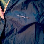 Vineyard Vines Stow & Go Hooded Jacket sz M Photo 4