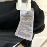  GapFit Women's XS GFast Black High Waist Mesh Capri Leggings Crop Photo 4