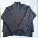 H&M  Mock Neck Hi-Low Boxy Cropped Sweater Black Wool Blend Size Small Photo 0