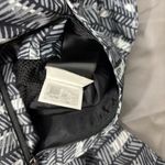 The North Face Novelty Venture Waterproof Rain Jacket Size S Photo 8