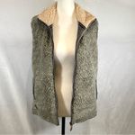 Simply Southern  gray and tan soft fuzzy Sherpa vest size small Photo 4