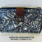 Sakroots Large Smartphone Wristlet Crossbody Navy & Cream Floral Zip Around Photo 5