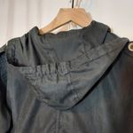 Brandy Melville Lightweight Windbreaker Black Zip Up Hooded Cropped Jacket Photo 5