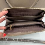 La Terre Chic Taupe PU Leather Shoulder Bag Set w/Matching Wallet Brown Photo 12