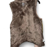 Umgee Brown Faux Fur Vest – Cozy Boho Layering Piece (Small) Photo 1