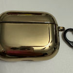 Gold AirPods Pro case Photo 0