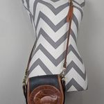 Dooney & Bourke Vintage Big Duck Crossbody Bag Pebble Leather Saddle AWL Photo 0