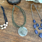 Necklace bundle of 3 navy, gold, green, shell Photo 0