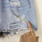Forever 21 Light Wash Distressed Denim Raw Hem High Rise Jean Shorts Size 31 Photo 2