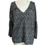 River Island  White & Black Floral Flared Sleeve V Neck Blouse Size US 8 Photo 0