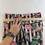 Lululemon  Athletica 8 Wunder Under Crop Full-On Luxtreme Palm Play Floral Stripe Photo 11