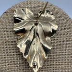 Vintage Brooch Pin Brushed Textured Gold Tone Leaf Crystal Rhinestones Judy Lee Photo 7