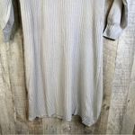 Unbranded Size Medium Ribbed V Photo 4
