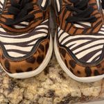 Material Girl Animal stripe low rise sneakers Photo 5