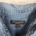 Banana Republic  Womens Blue Denim Dillon Shirt Long Sleeve Size S Small Photo 2