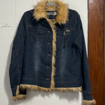Billabong  Y2K Denim Jacket Faux Fur Trim Blue XL Indie Trucker Photo 0
