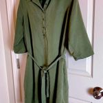 Reynah Couture Green Button Photo 1