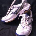 Mizuno  women’s Wave Rally volleyball shoes Photo 0