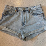 Wild Fable ‎ Women's Size 12/31R Super High Rise Mom Denim Shorts Photo 0