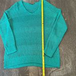 Tommy Bahama  Women's V-Neck Green Knit Sweater Size M Pullover Casual Photo 4