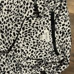 Anuschka Michelle Miller two piece shirt and shorts lounge set. Size large with Photo 2