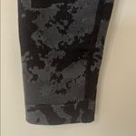 AnyBody Jacquard Smoothing Legging Photo 4