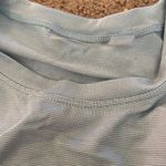 Zella  small top Photo 5