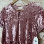 Altar'd State Altar’d State | babydoll crushed velvet blouse Photo 4
