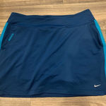 Nike  Ladies Skort.  Size: XL. Photo 0