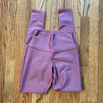 Alo Yoga  Airlift Leggings - Rosewood Photo 1