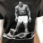 Muhammad Ali Women's Small Black Gray Short Sleeve Graphic Tee Men's Boxing NWT Photo 2