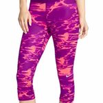 Nike Womans Pro Dri-Fit Capri Leggings Medium Photo 0