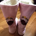 EuroCentra 7 EU38 Fleece Lined Faux Suede Boots Embroidered Roses Red on Pink Photo 0