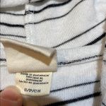 Billabong pullover, Size Small Photo 3